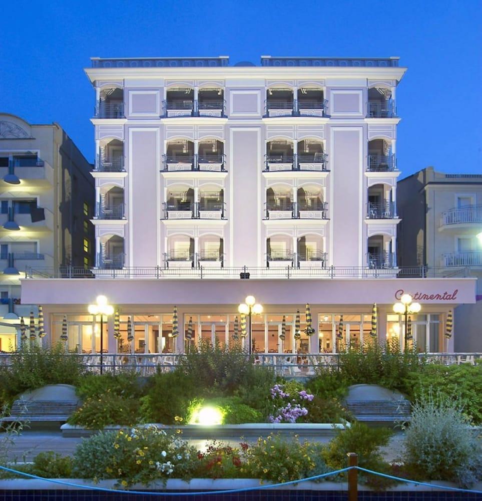 Hotel Continental Cattolica Zewnętrze zdjęcie