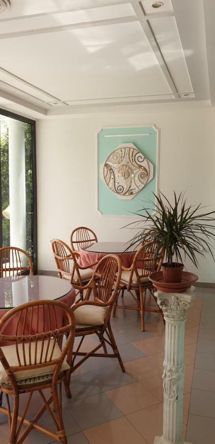 Hotel Continental Cattolica Zewnętrze zdjęcie